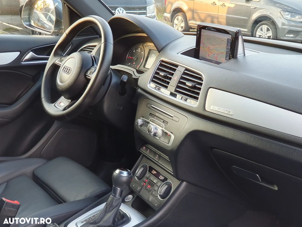 Audi Q3 2.0 TDI Quattro S tronic sport - 19