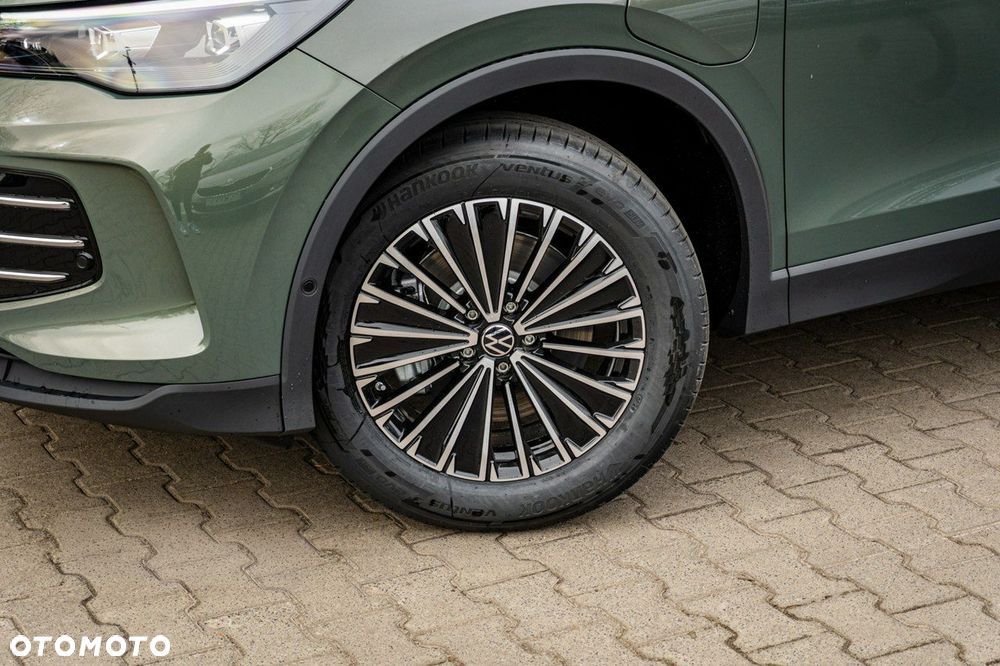 Volkswagen Tiguan - 10