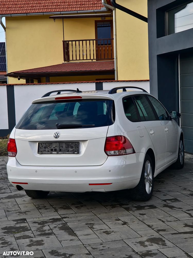 Volkswagen Golf 1.6 TDI DPF MATCH - 4