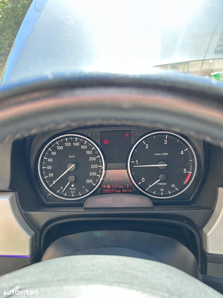 BMW Seria 3 318d - 4