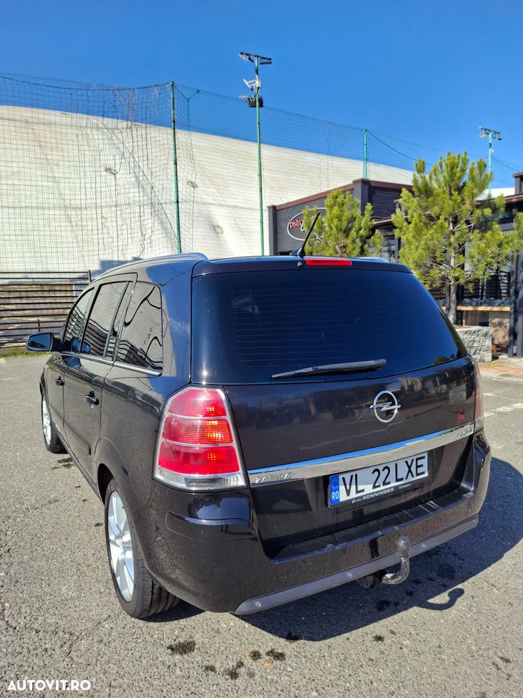 Opel Zafira 1.9 CDTI Cosmo Aut. - 3