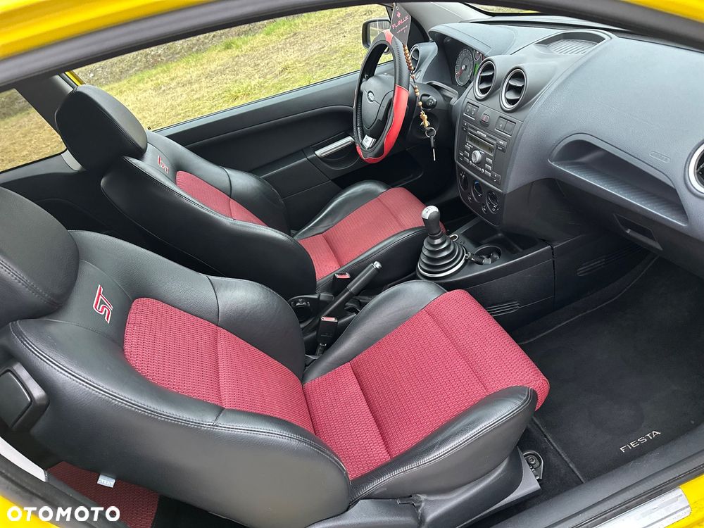 Ford Fiesta - 14