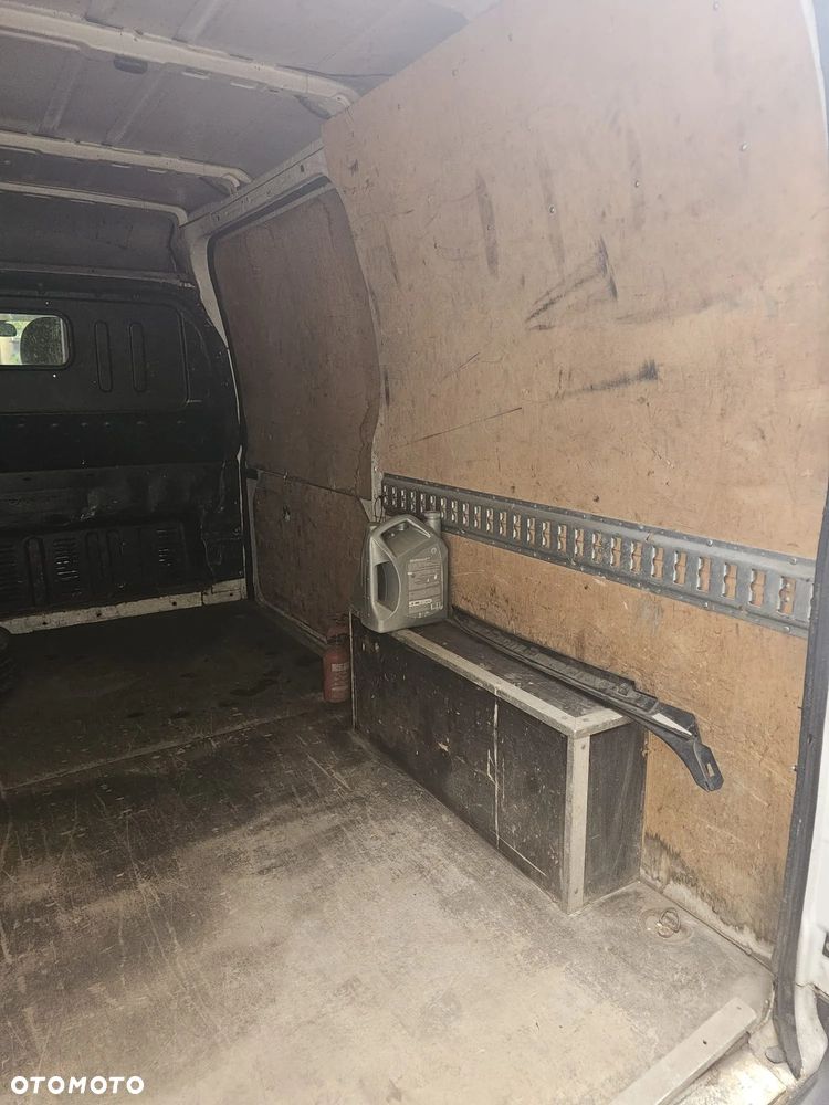 Ford Transit - 23