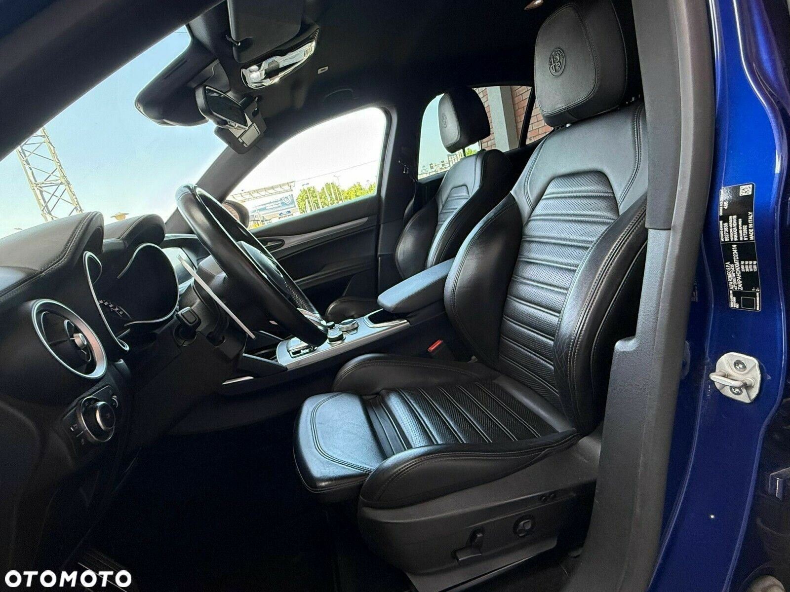 Alfa Romeo Stelvio - 10