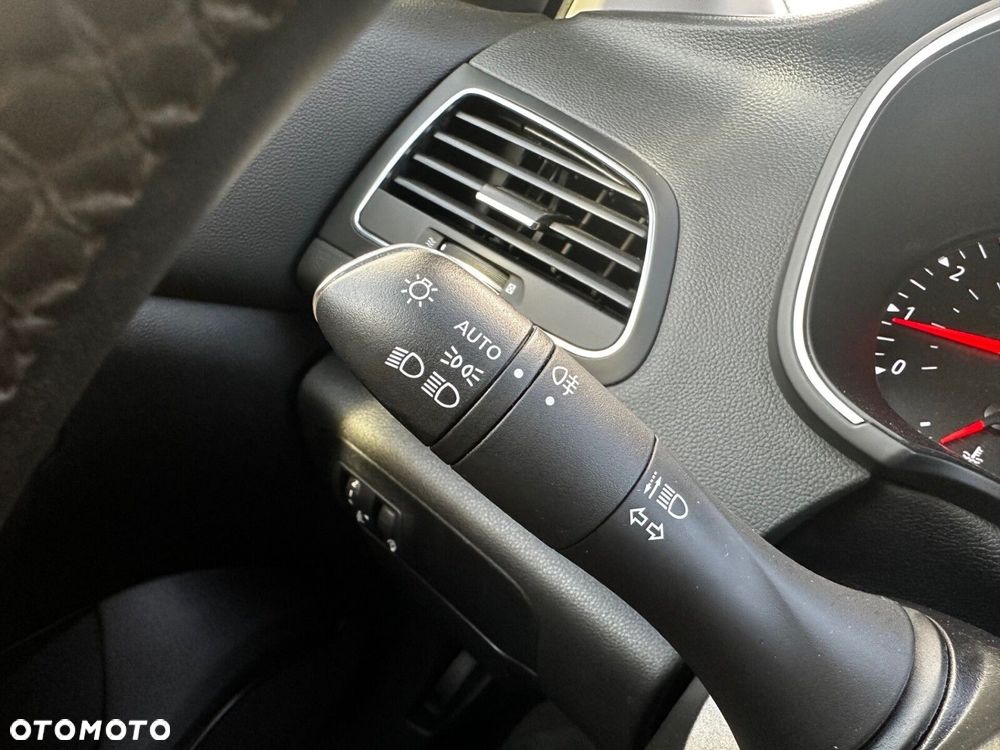 Renault Megane 1.3 TCe Zen - 12