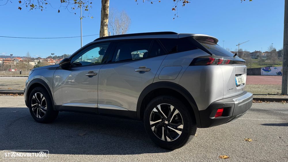 Peugeot 2008 1.2 PureTech Allure Pack - 5