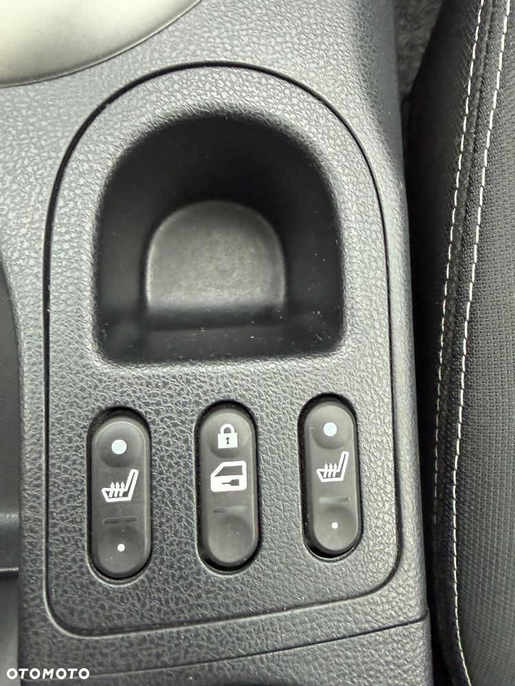 Nissan Qashqai+2 2.0 tekna - 16