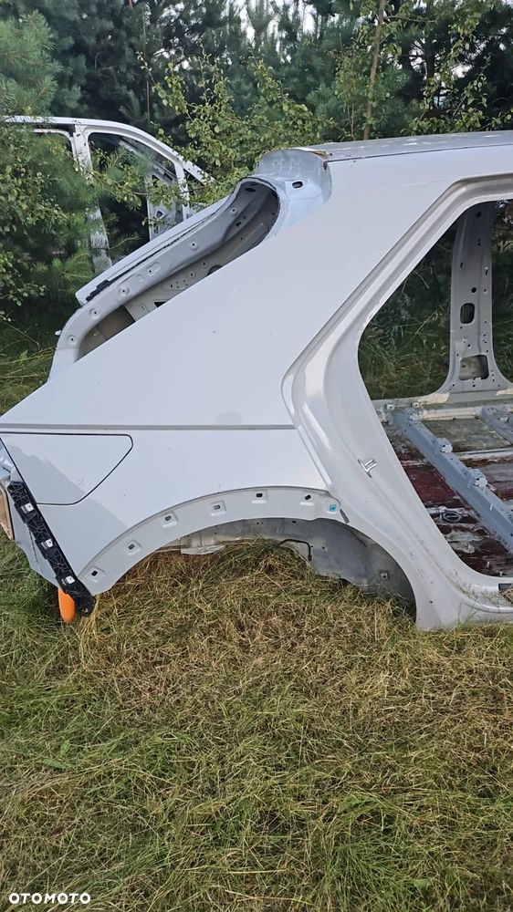 HYUNDAI IONIQ 5 błotnik prawy tył - 1