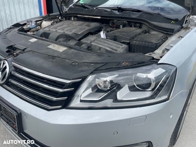 Dezmembrez Volkswagen Passat B7 2.0 tdi Xenon led  4x4 DSG Echipat Full - 3