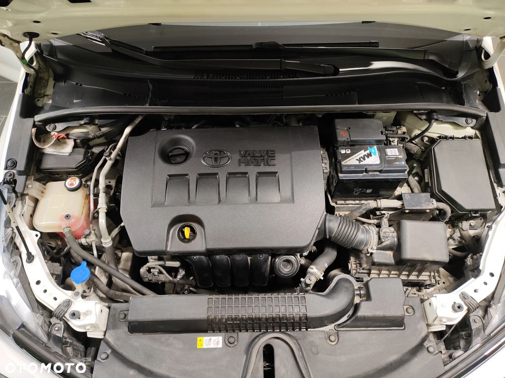 Toyota Corolla 1.6 Comfort - 30