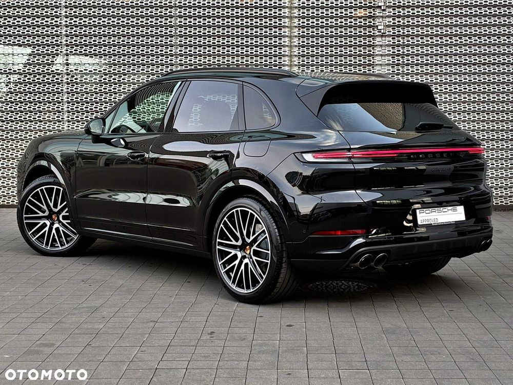 Porsche Cayenne - 4