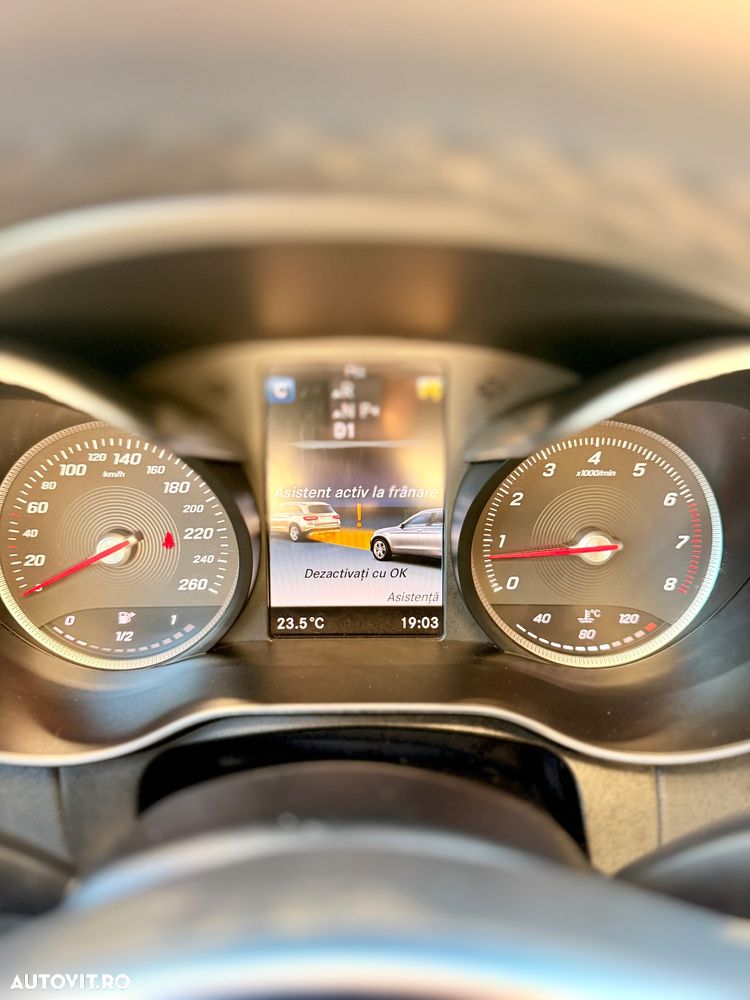 Mercedes-Benz GLC 250 4MATIC 9G-TRONIC AMG Line - 17