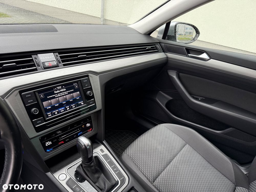 Volkswagen Passat 2.0 TDI EVO Business DSG - 35