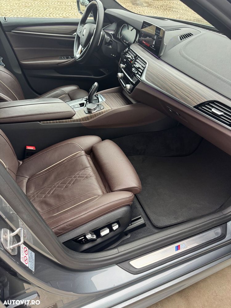 BMW Seria 5 520d Aut. M Sport Edition - 13