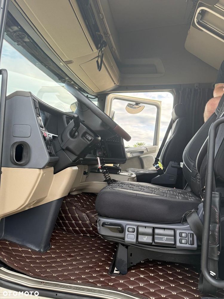 Scania R - 9