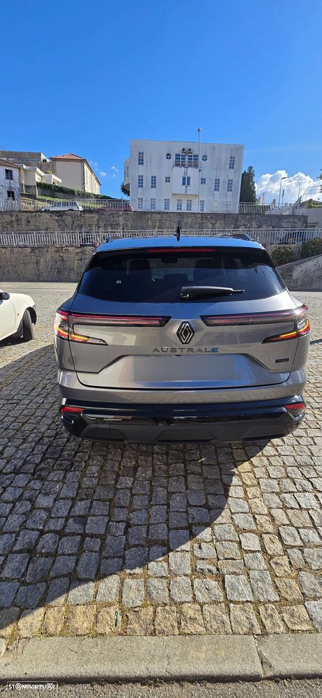 Renault Austral 1.2 E-Tech Iconic Espirit - 3