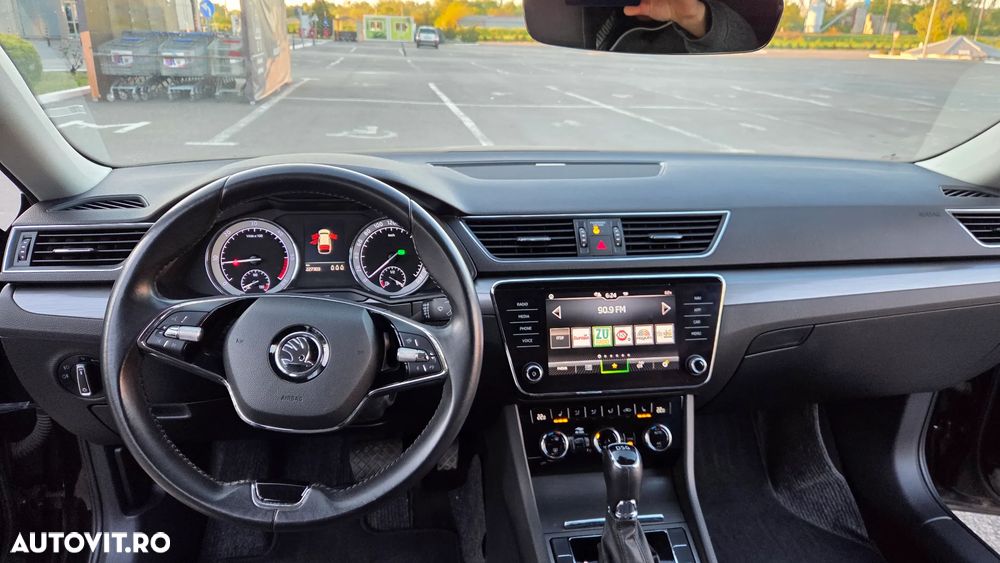 Skoda Superb 2.0 TDI DSG Style - 16