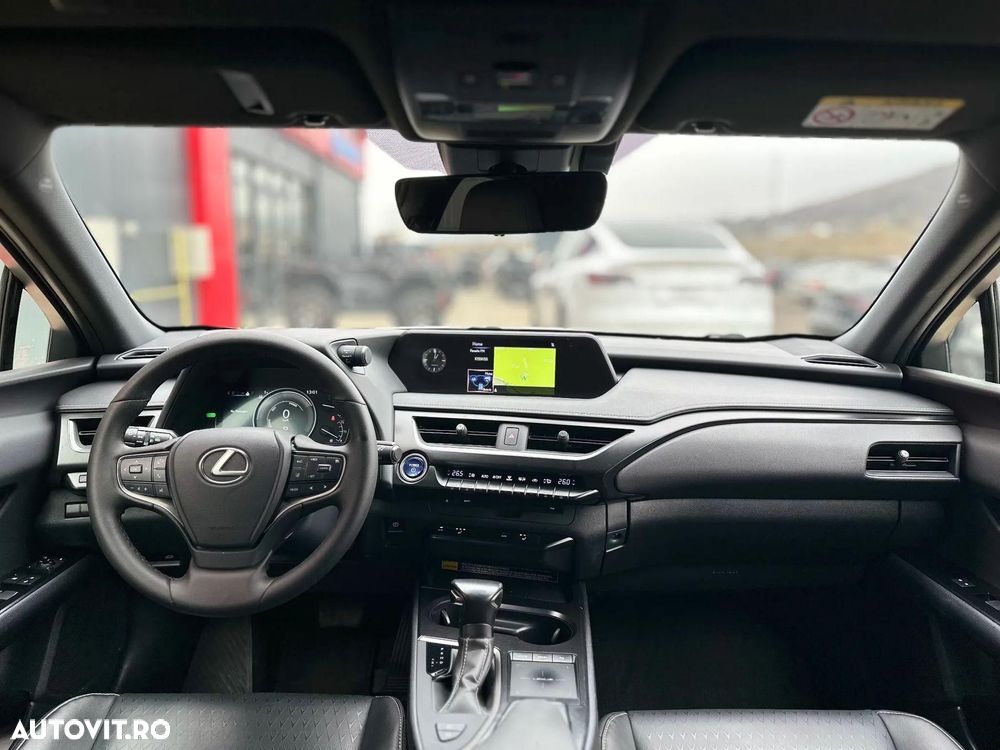 Lexus UX 250h Executive Line - 25