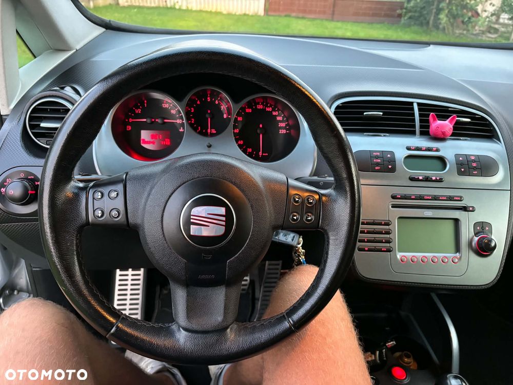 Seat Altea XL 1.6 Stylance - 9