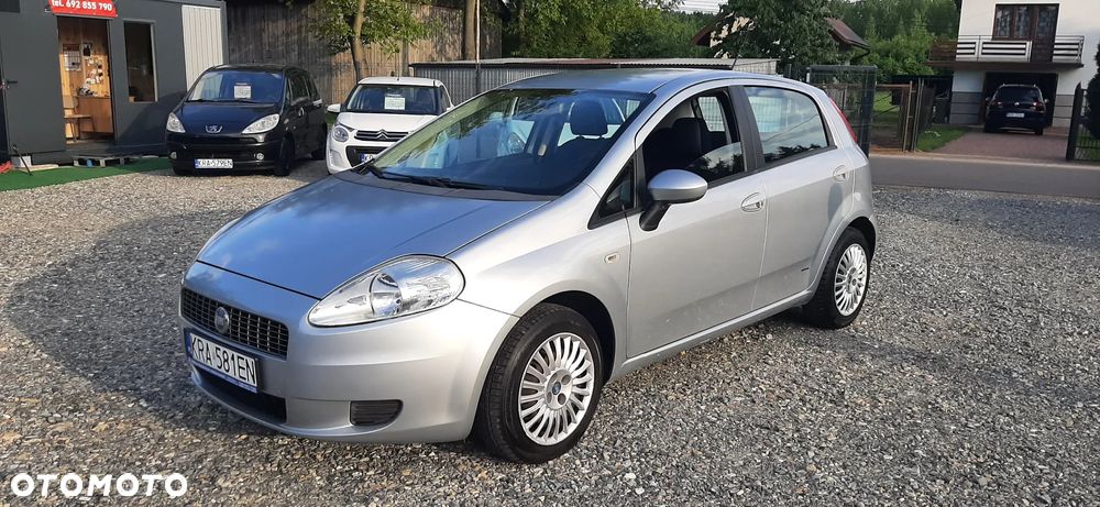 Fiat Grande Punto - 9
