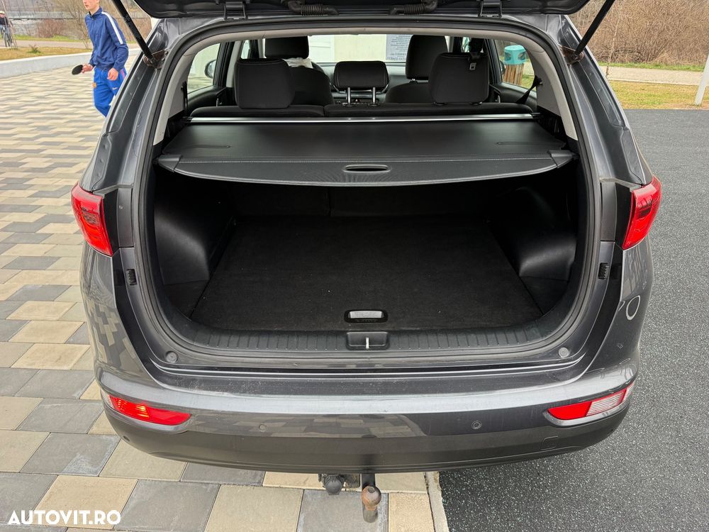 Kia Sportage 1.7 CRDI 2WD Spirit - 15