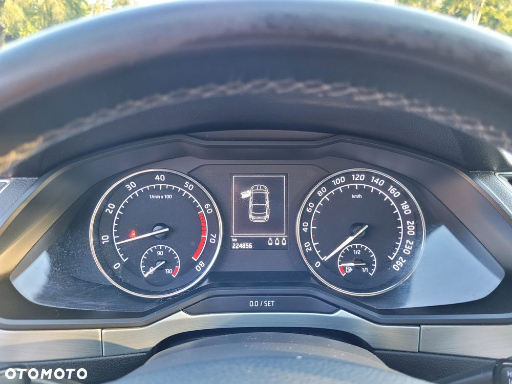 Skoda Superb 1.8 TSI Ambition - 10