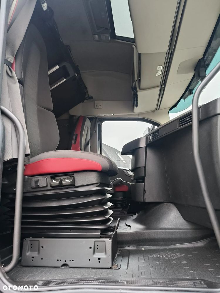 Volvo FH4 500 / EURO 6 / AUTOMAT / LOW DECK / I- SHIFT / KLIMA POSTOJOWA / - 10