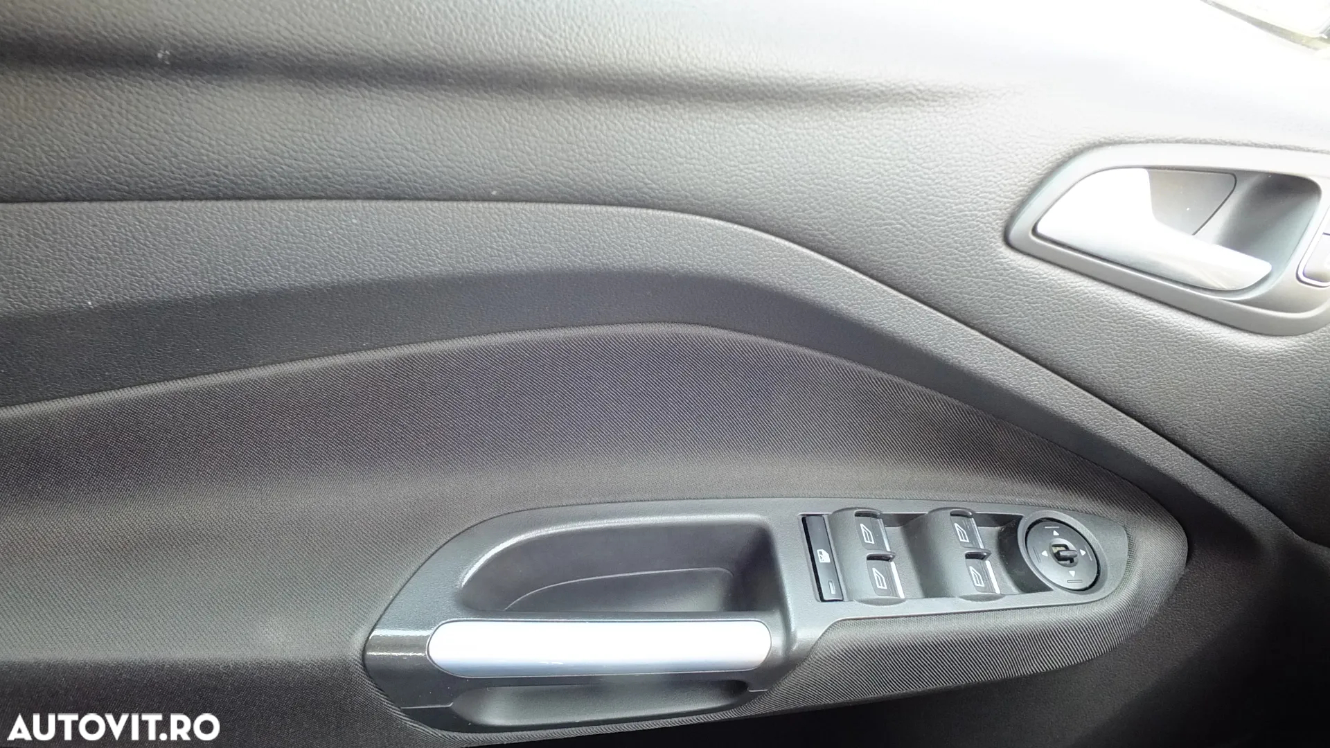 Ford C-Max 1.5 TDCi Start-Stop-System Aut. Business Edition - 16