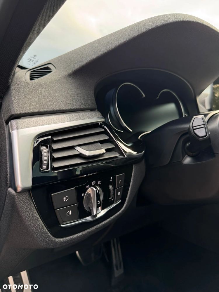 BMW Seria 5 - 11