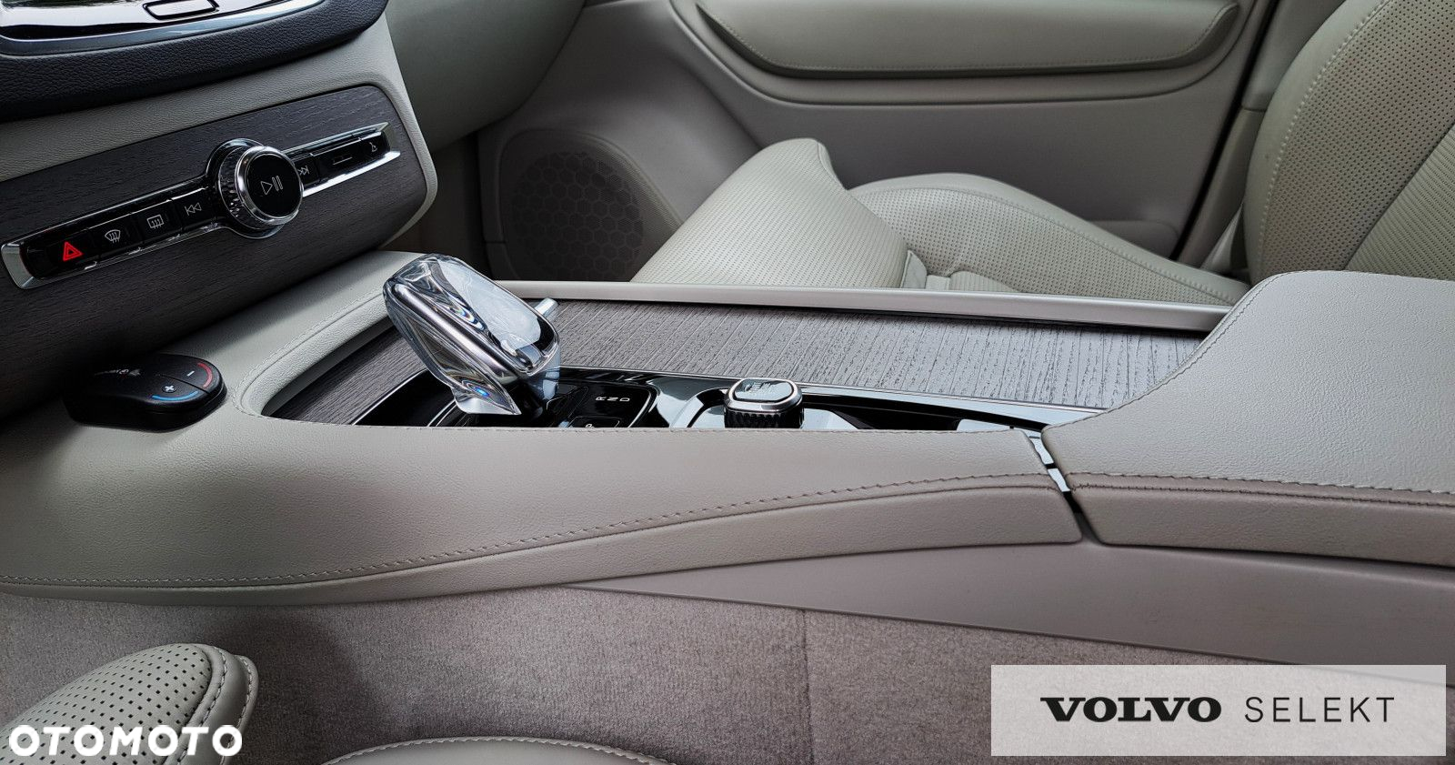 Volvo XC 90 - 25