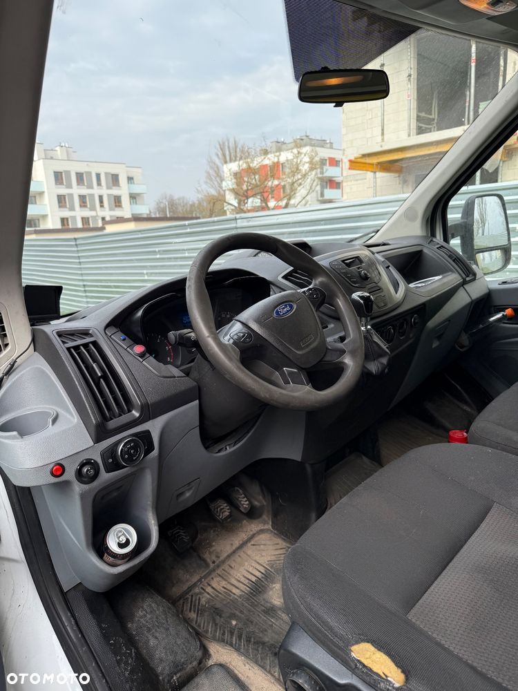 Ford Transit - 9
