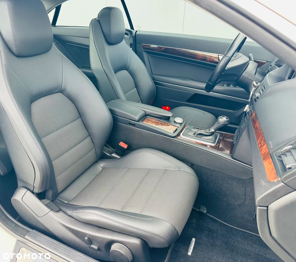 Mercedes-Benz Klasa E 250 CGI BlueEffICIENCY - 16