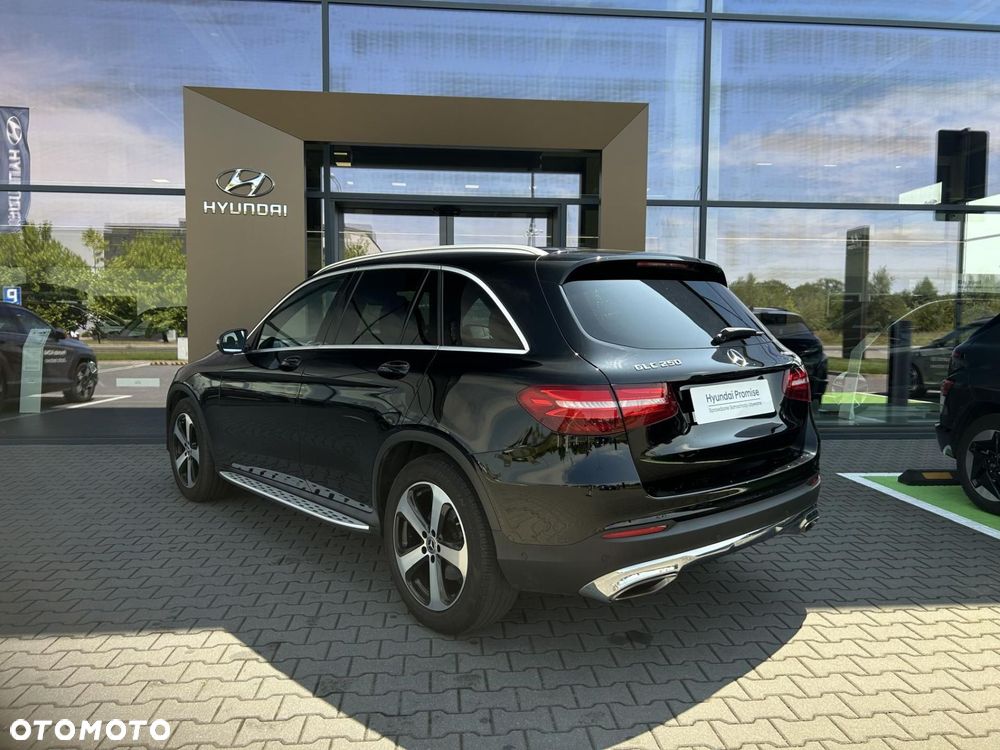 Mercedes-Benz GLC - 10