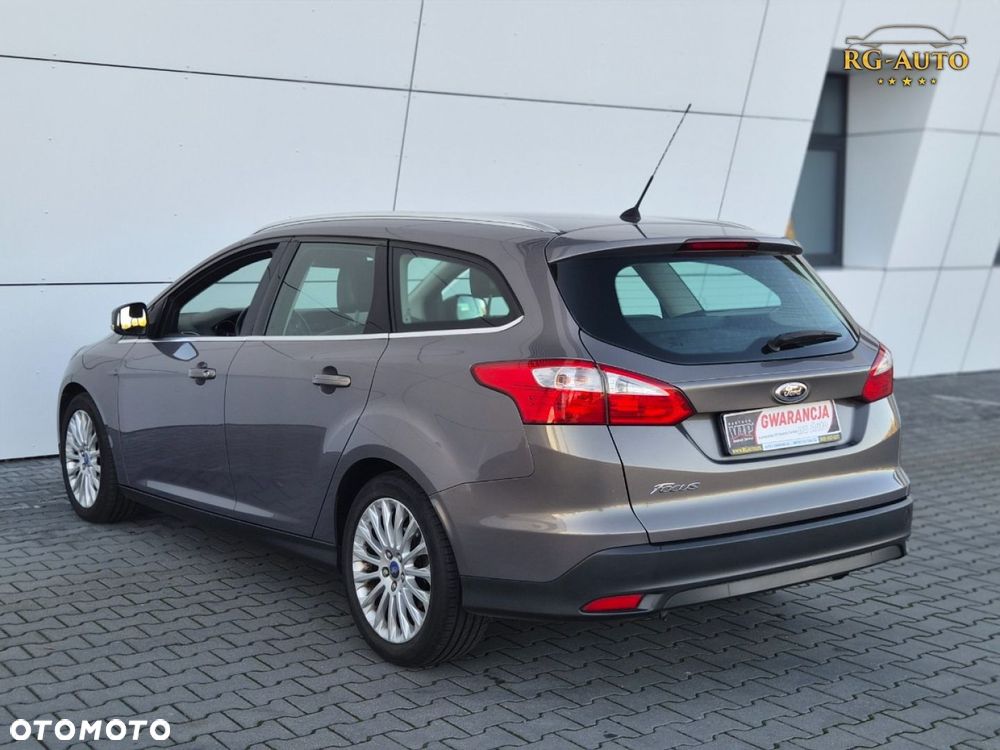 Ford Focus - 8