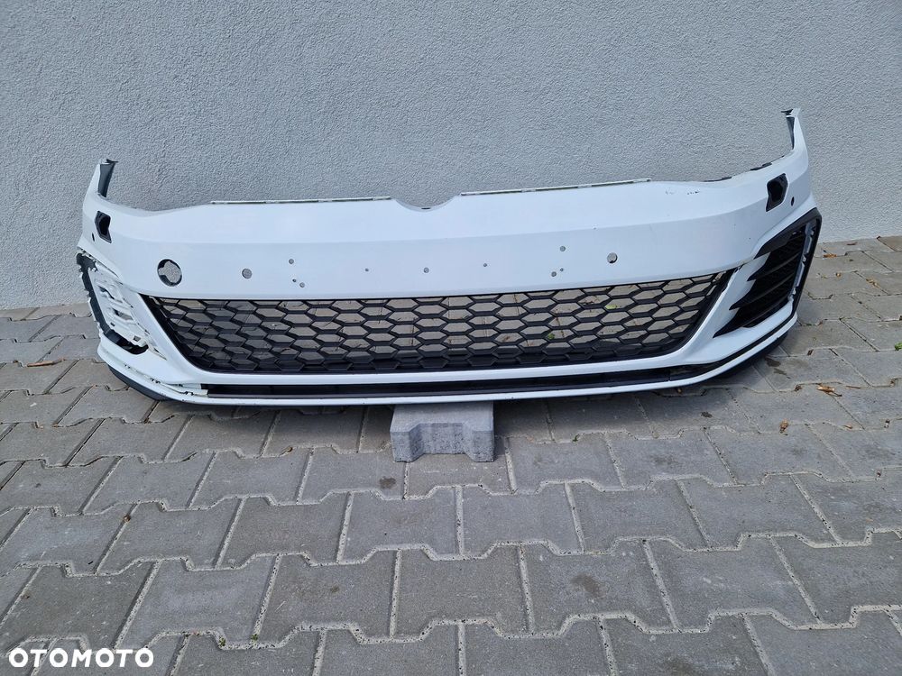 Zderzak Vw Golf VII 7 Gte lift 2017 - - 1
