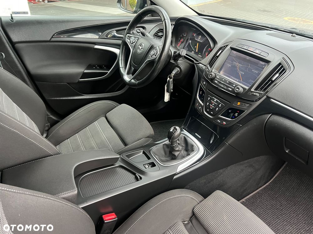 Opel Insignia - 21