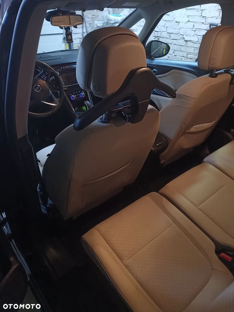 Opel Zafira - 33