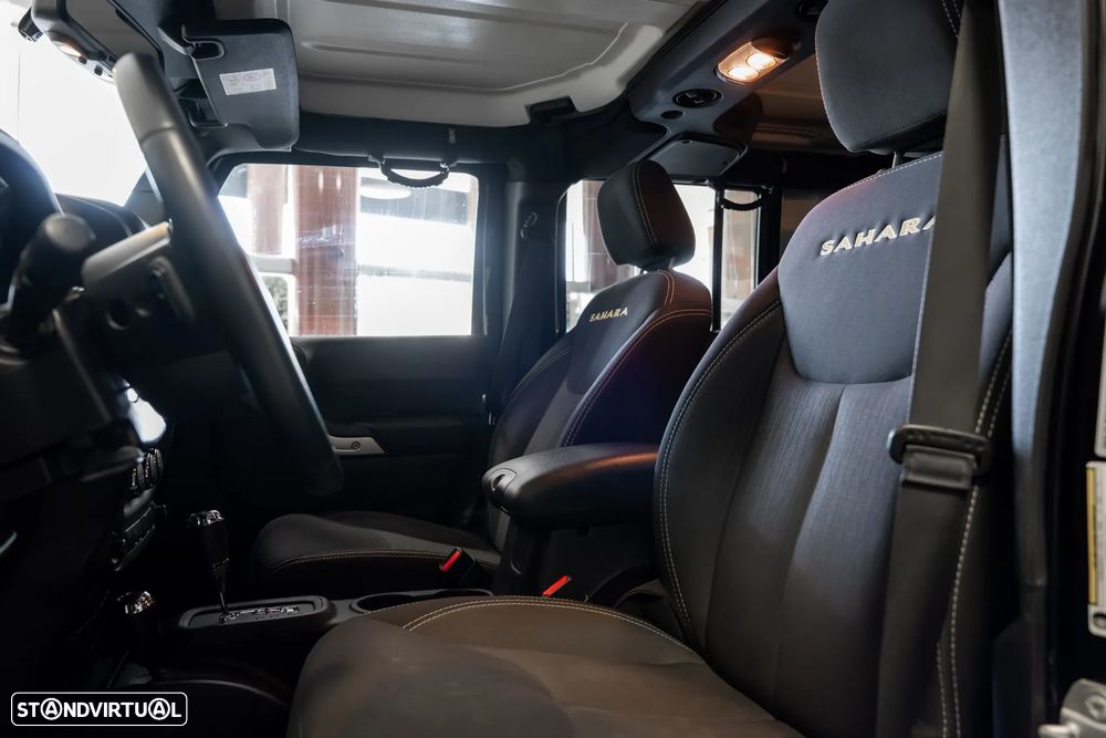 Jeep Wrangler Unlimited 2.8 CRD ATX Sahara Adventure Edition - 15