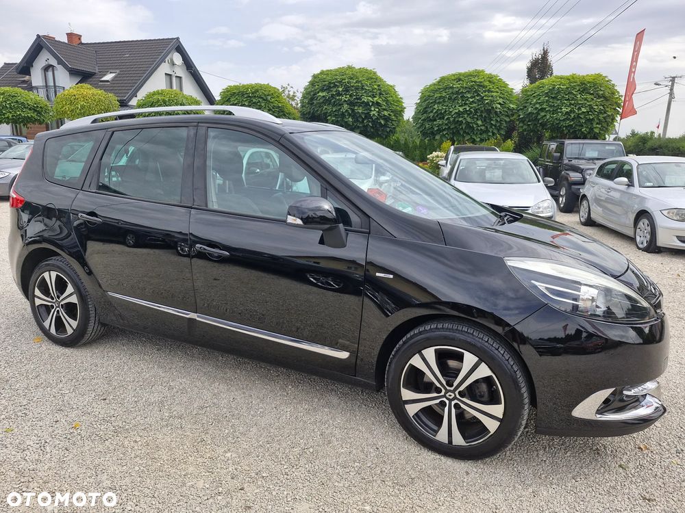 Renault Grand Scenic ENERGY TCe 130 BOSE EDITION - 11