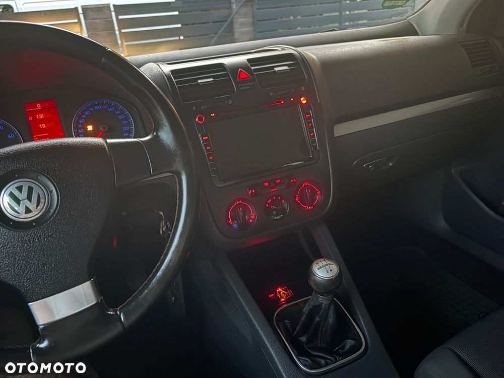 Volkswagen Golf 1.6 Goal - 14