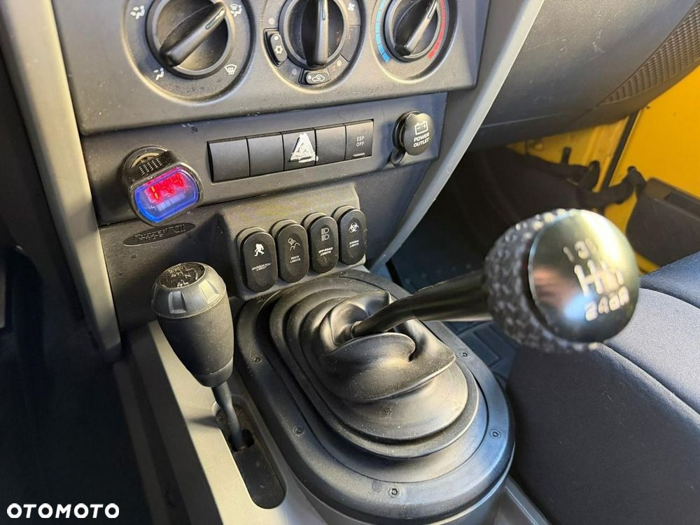 Jeep Wrangler - 34