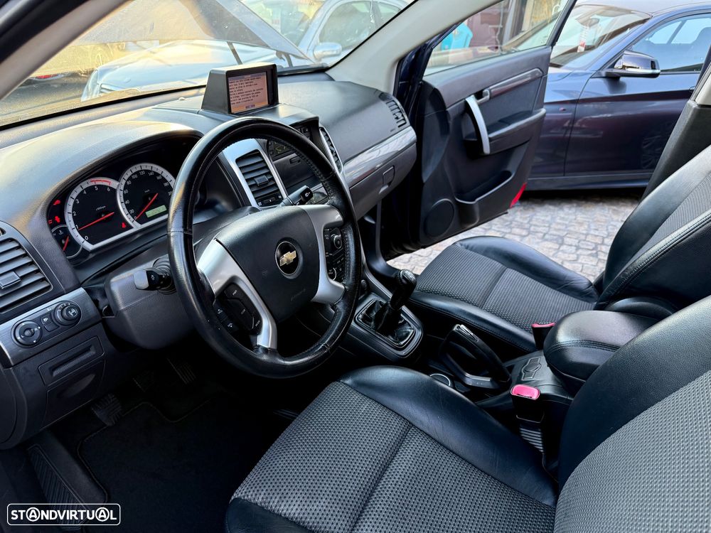 Chevrolet Captiva 2.0 VCDi Seven 7L - 39