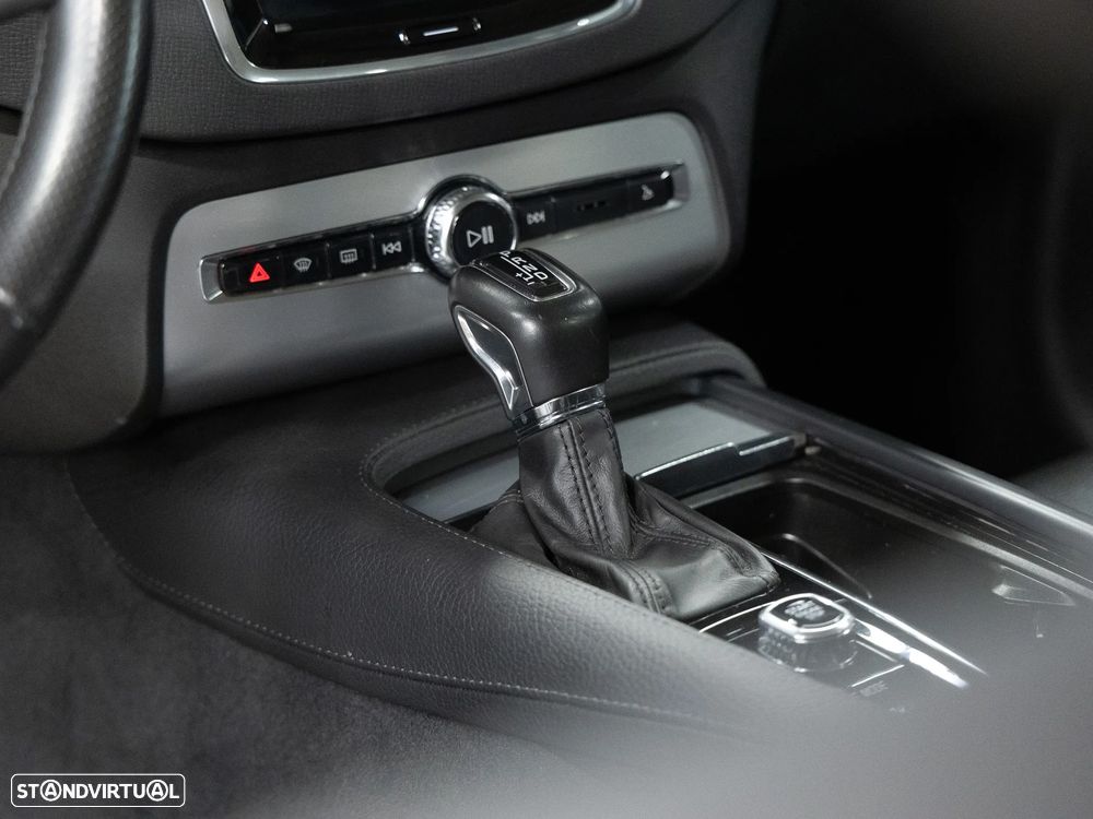 Volvo XC 90 2.0 D4 Inscription - 38