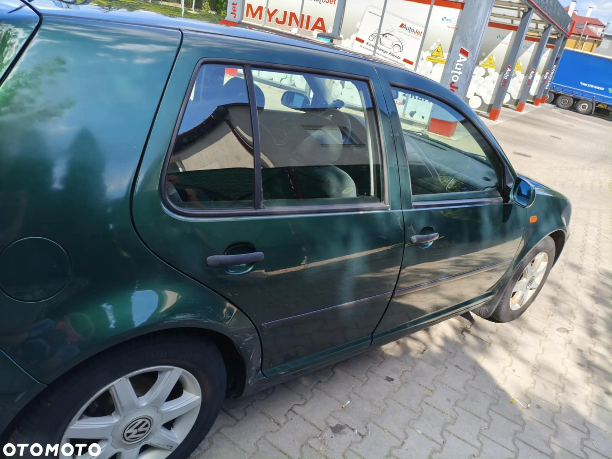 Volkswagen Golf - 5
