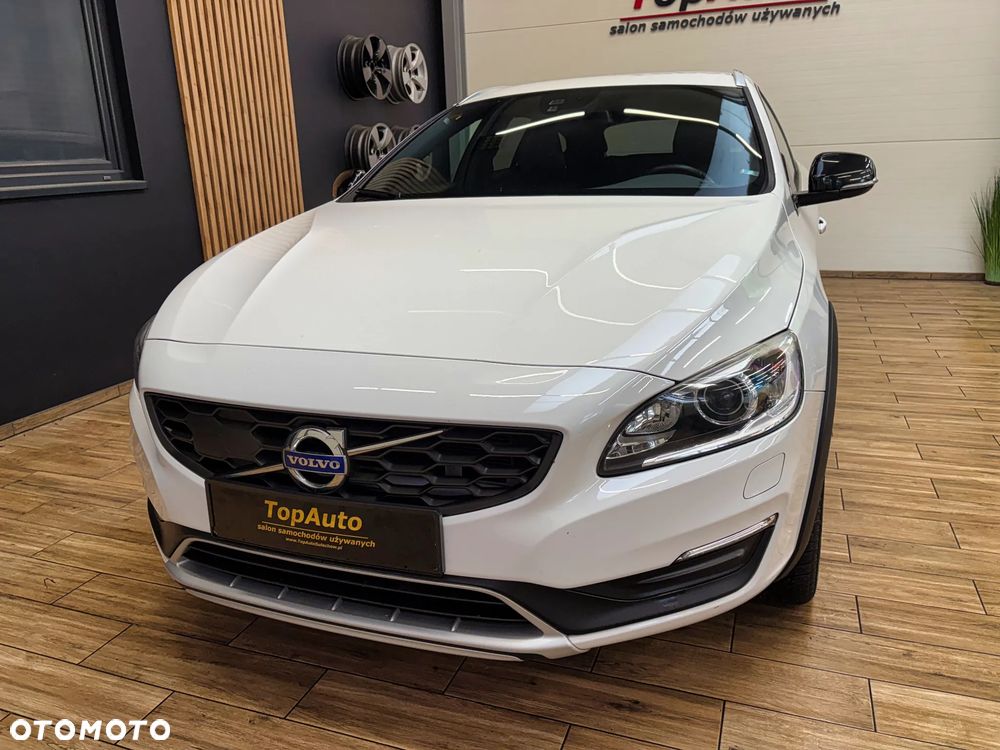 Volvo V60 Cross Country D3 Geartronic Summum - 14