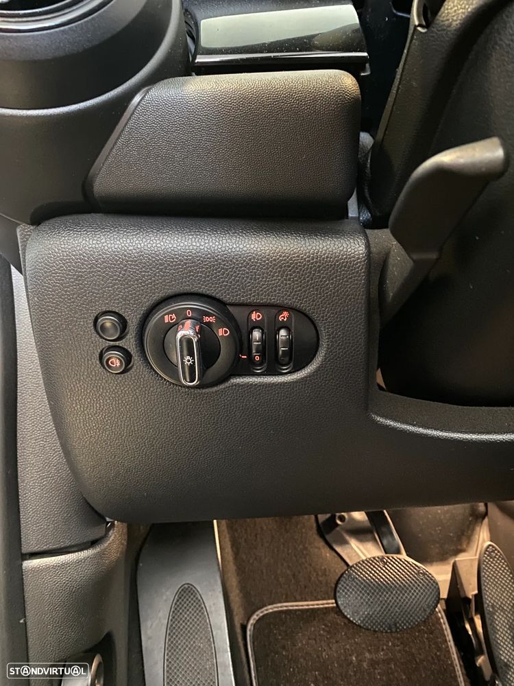 MINI Cabrio Cooper Auto - 41
