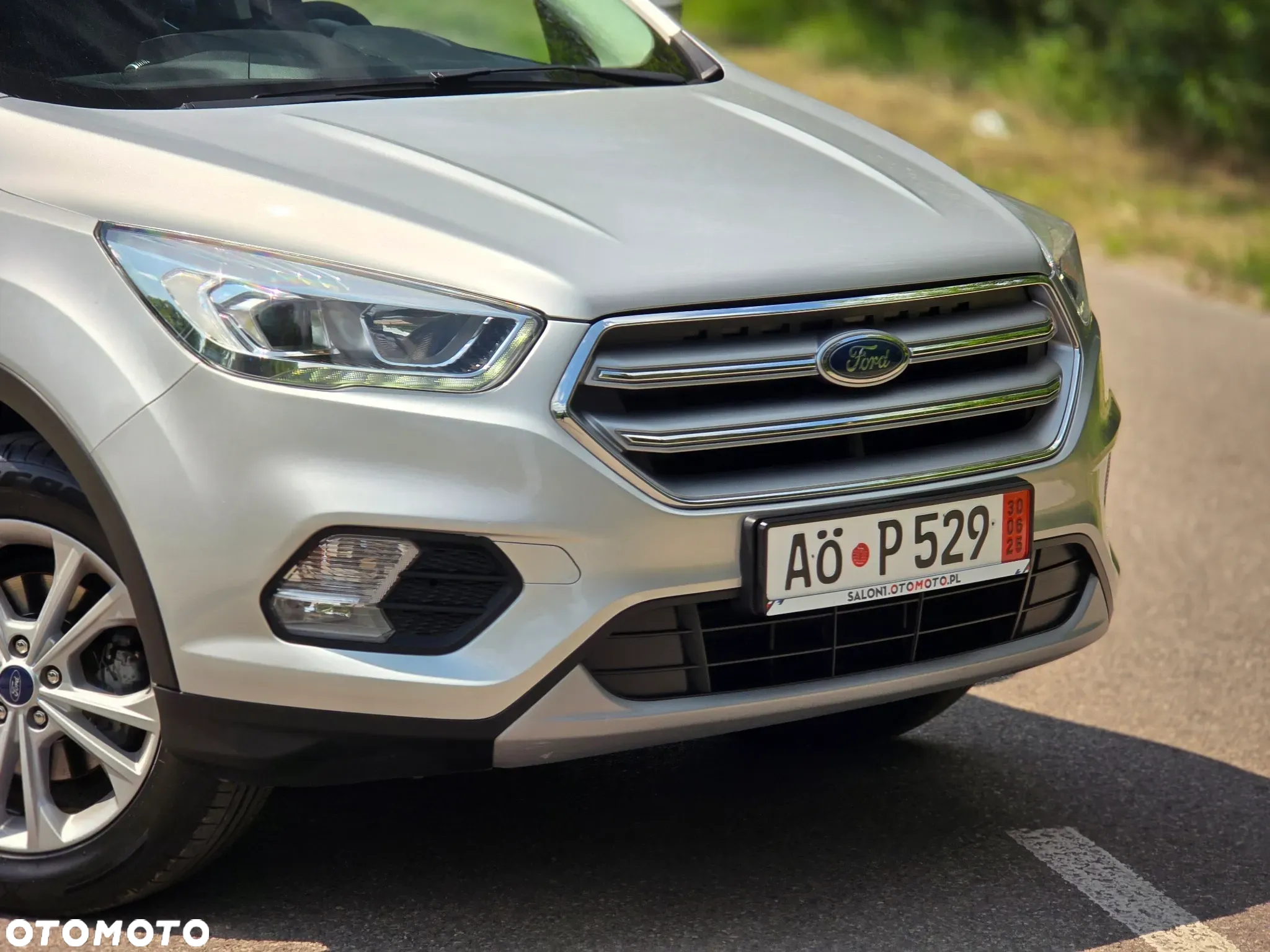 Ford Kuga 2.0 TDCi 2x4 Titanium - 22