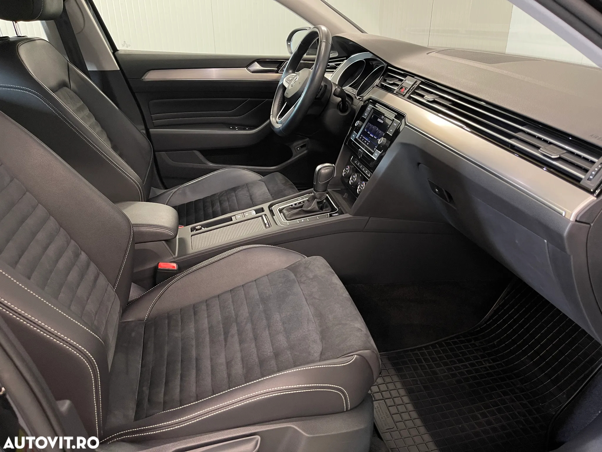 Volkswagen Passat 2.0 TDI DSG Highline - 10