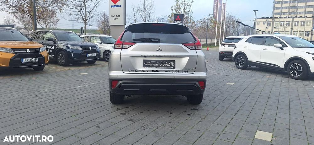 Mitsubishi Eclipse-Cross PHEV Intense+ Black - 6