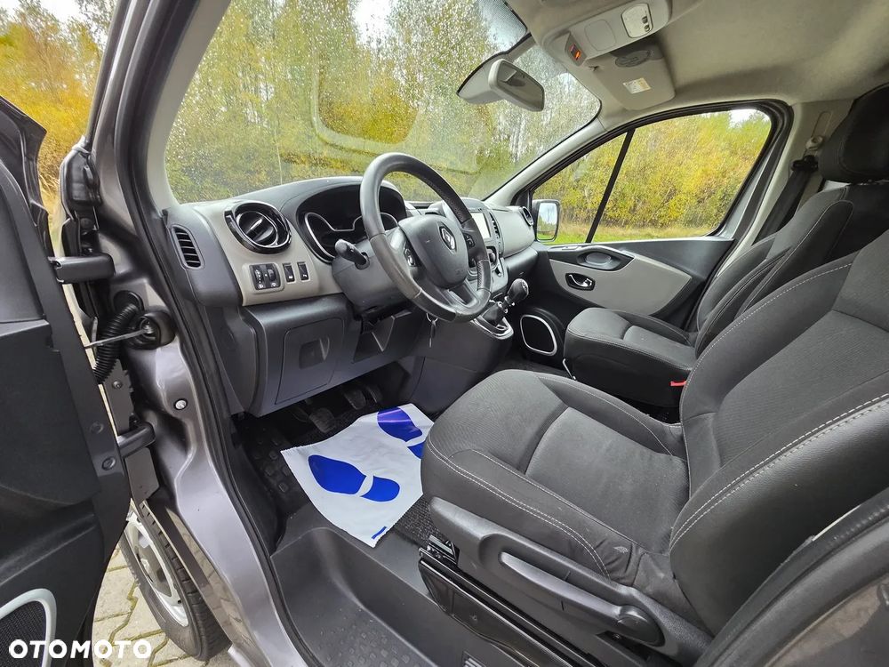 Renault Trafic - 17